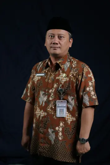 Wahyu Ari Wibowo,SH