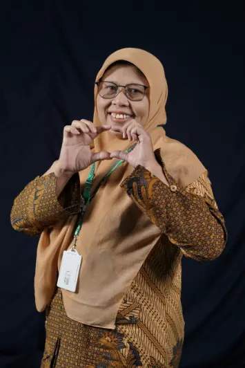 Esti Rofiatul Islamiyah, S.Pd