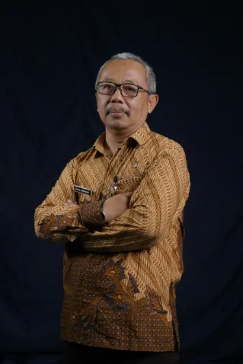 Adang Komarudin, S.Pd